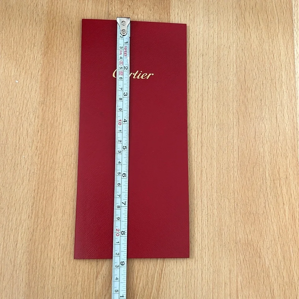 Cartier shopping bag, receipt holder, perfume samples and coloring book - Picture 7 of 16